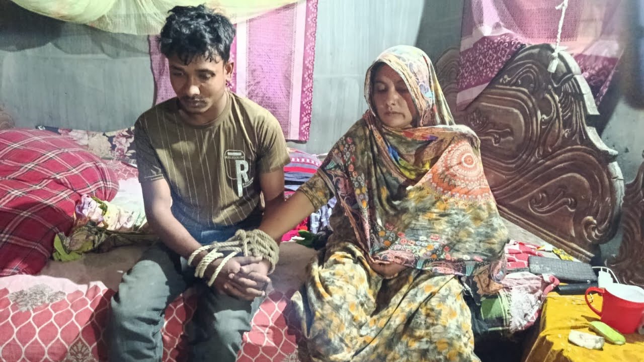 গভীর রাতে ভাবীকে জ্বরের ওষুধ দিতে এসে দেবর আটক#viral #viralvideo #video 