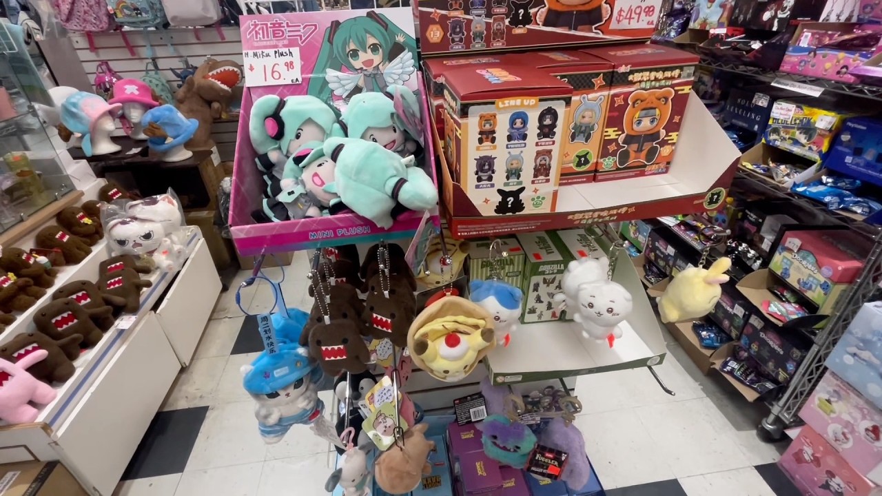 One Piece, Studio Ghibli, Anime Figures, Chainsaw Man, Pokemon, Hatuse Miku, Bloo, toys,