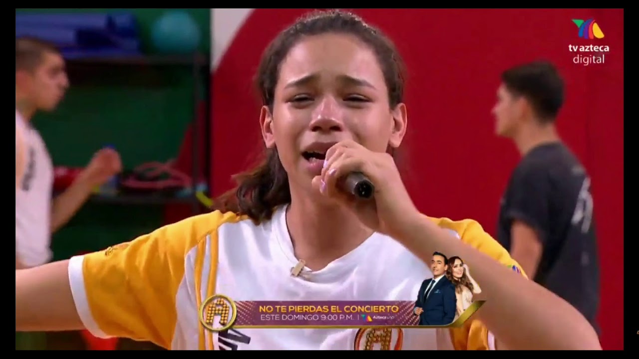 Angie Flores - Ensayo Eclipse total del amor