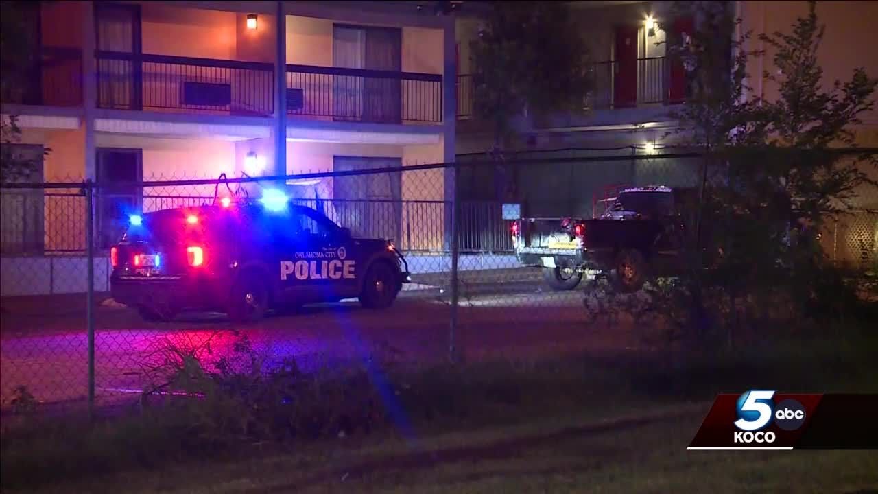 Police search for 2 suspects after short chase in northeast Oklahoma ...