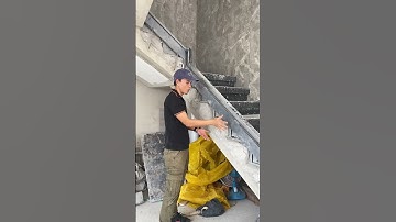 Cách thi công cầu thang kính âm sàn, bằng kính an toàn chống bể gây mất an toàn