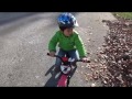 自転車乗るのが大好きです。4歳になりました。