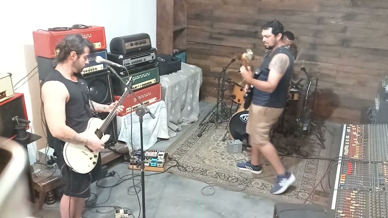 Synerva Banda - Gravação Ao Vivo - Musica:  Alice in chains  "Would?"