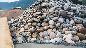 A Complete Barge Unloading Video Watch To Satisfy And Relaxing Video