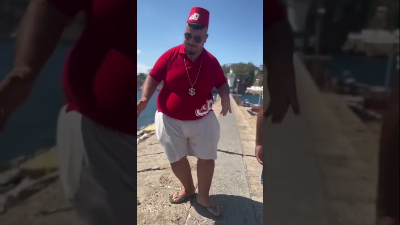 Fat man belly dance | skipidi dop dop dop yes yes yes.