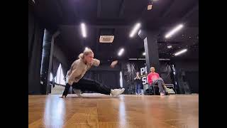 B-GIRL ANDY -BREAKING