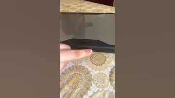 Не покупайте чехол UAG для вашего MacBook Pro
