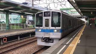 【小田急1000形（先頭車両1096）10両編成が通過します】