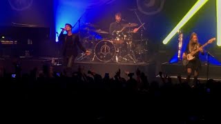 Celebrity Panic! At The Disco - Ready To Go (Live in Japan) Profile