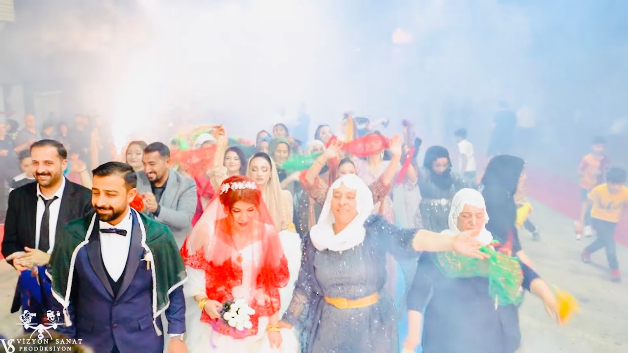 HARİKA BİR DÜĞÜN KUSUR AİLESİ &2024(UĞUR TANRITANIR-MAHSUN IŞIK-BEDELCAN-DEVRAN SAZ-SERHAT GÜLMEZP.1