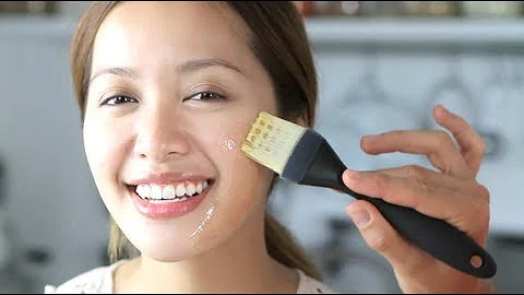 1 Minute DIY : Olive Oil + Honey Mask