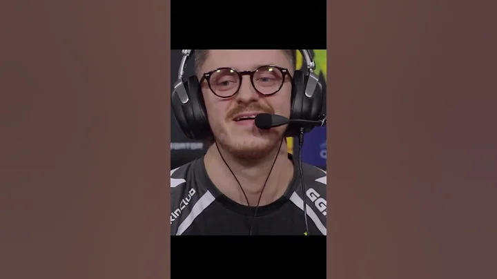 😂 APEX TRASH TALKS After INSANE 1v3 Clutch – “I’M 60 YEARS OLD!” 💀🔥  #cs2 #csgo #gaming#vitality