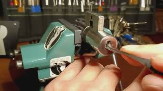 [L191] Bricard Bloctout Picked