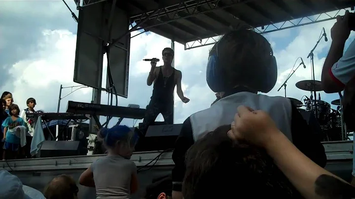 Perry Farrel & Peter DiStefano Lollapalooza 2011 d...