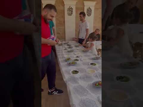 الزملاء الأعزاء في سديل ميديا يوم ترفيهي