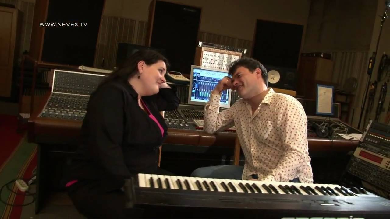 Песенка про трубачей (композитор Андрей Петров) - YouTube