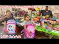رجل فقير لم يستطع شراء أدوات المدرسة لأولاده اليتامى وطردهم المعلم من القسم وفي الأخير