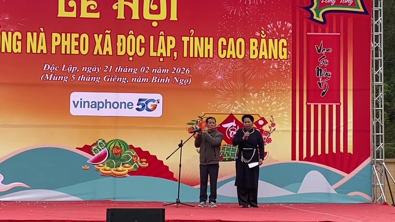 Pựt lằn đệm sáo trúc giao lưu lễ hội