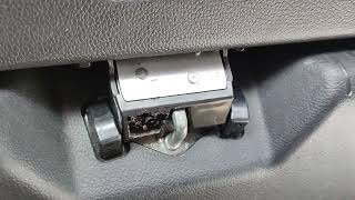 Hyundai i30 stuck boot tailgate won't open from outside or inside