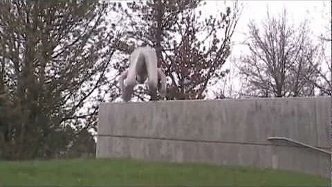 Neal Hooper - Parkour - Thee Ample Sample