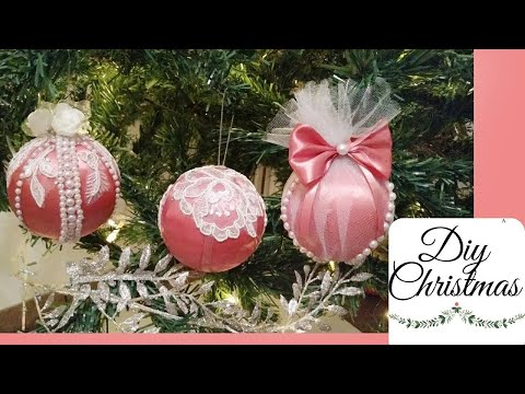 Video: Cómo Hacer Una Bola De Navidad En Un árbol De Navidad Con Cintas