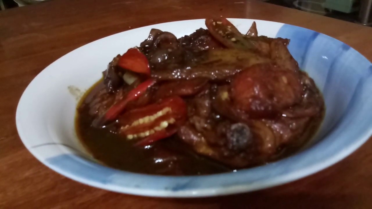 Habsyah iqbal#masak ayam kicap campur kentang memang best ...