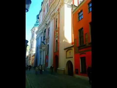 From Blooms Hostel Inn & Apartments to Stary Rynek