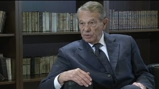 'Benoit XVI a toujours tenté de l'emporter à la seule puissance des idées'