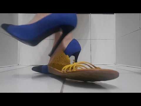 Blue heels X yellow sandal 😍 - By Mila
