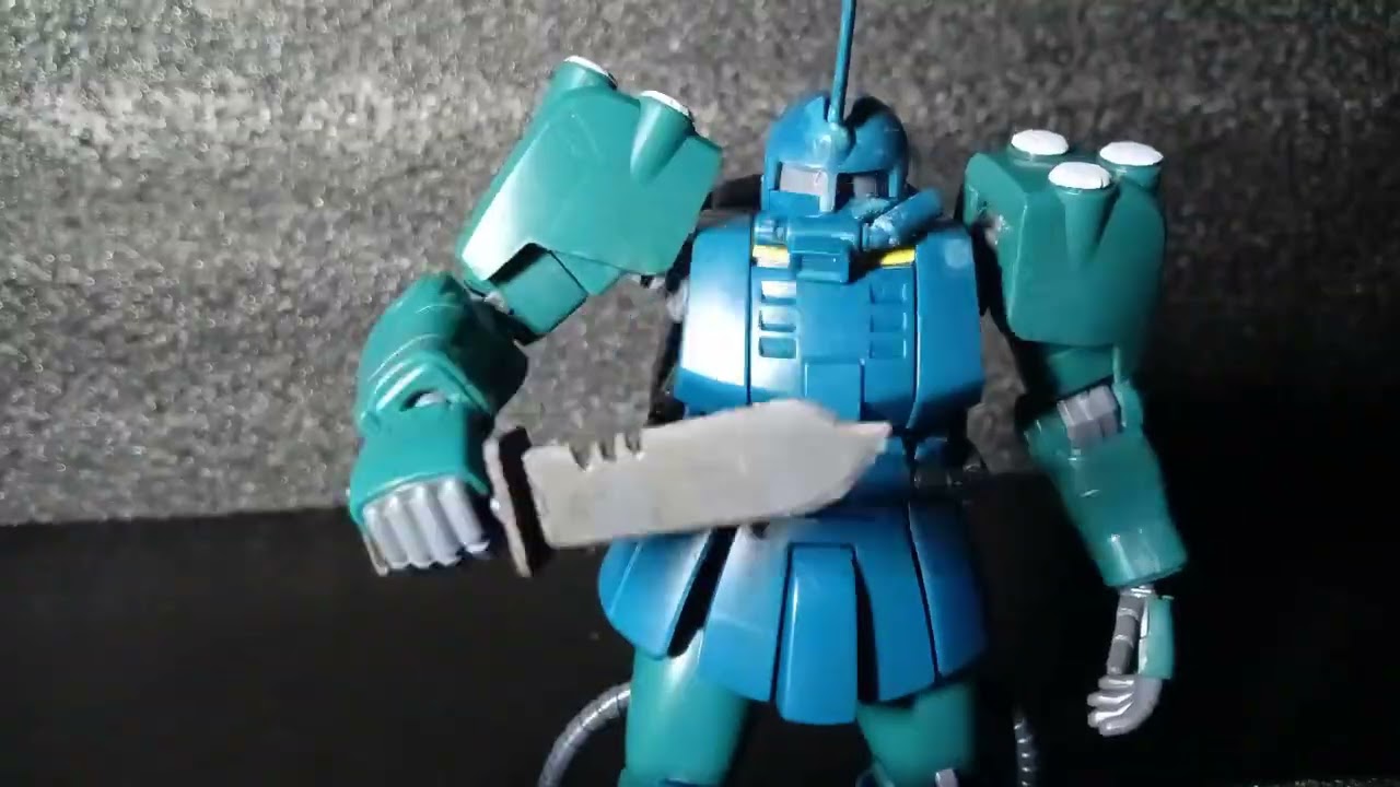Gundam Zaku-Mariner and custom knife
