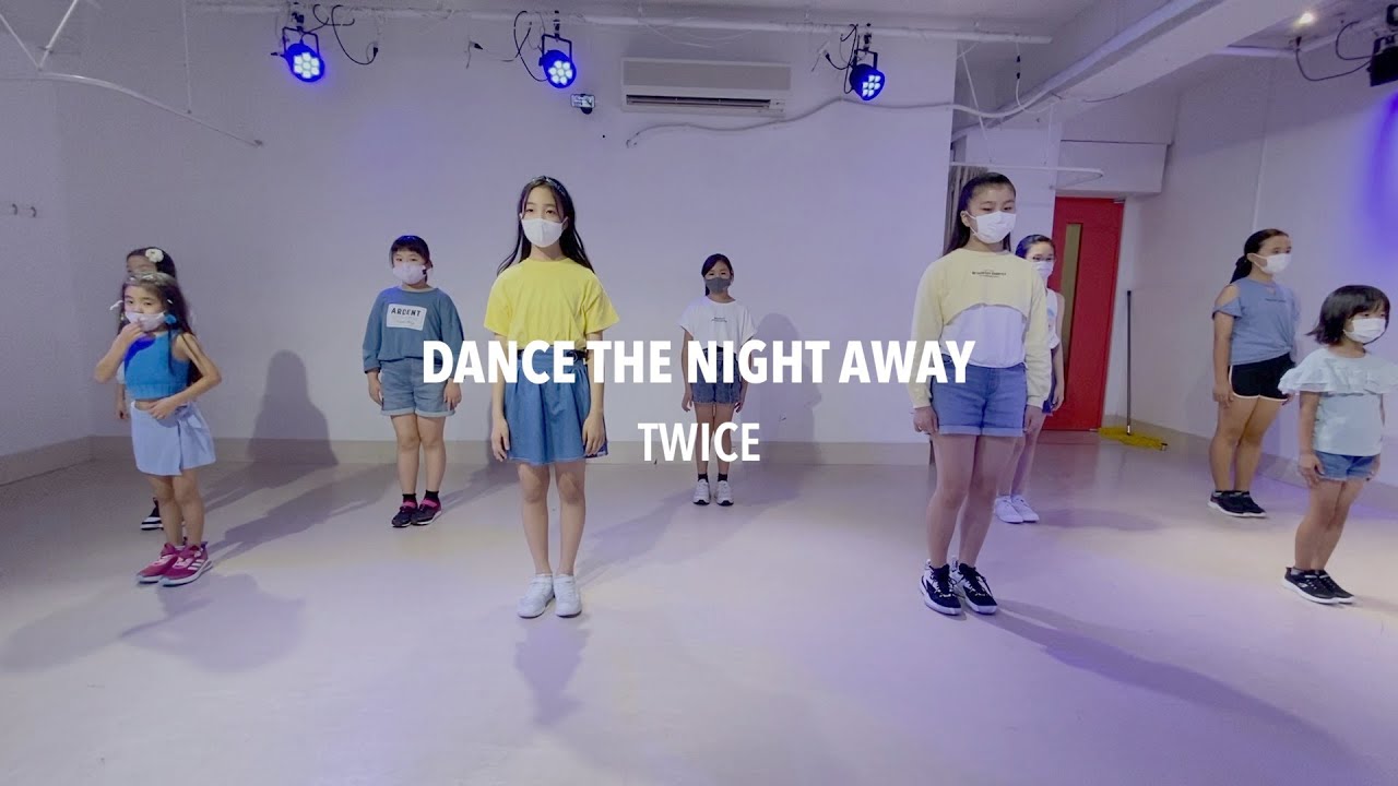 TWICE「Dance The Night Away」 covered by 高田馬場キッズクラス