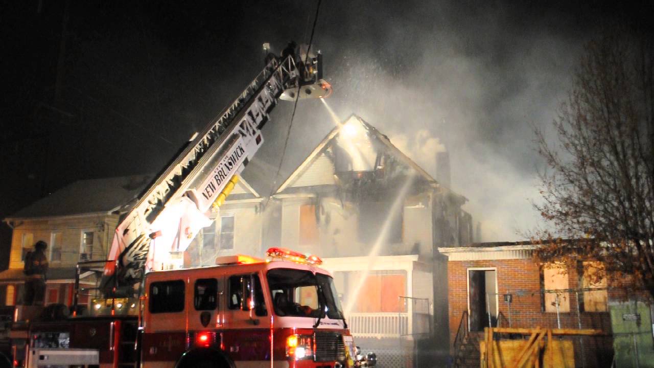 New Brunswick, NJ House Fire 326 Suydam St. YouTube