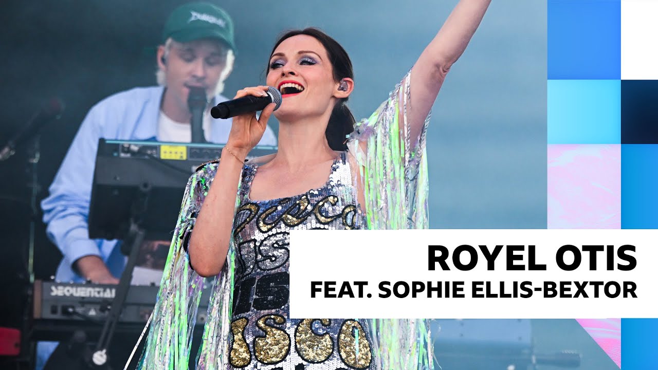 Royel Otis - Murder On The Dancefloor (feat. Sophie Ellis-Bextor) (Reading 2025)
