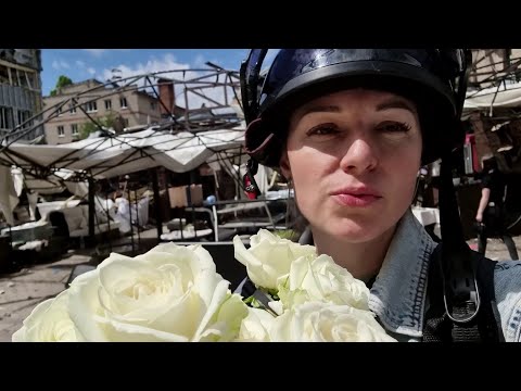 Bloemen van Franky & Coen voor de slachtoffers in Kramatorsk
