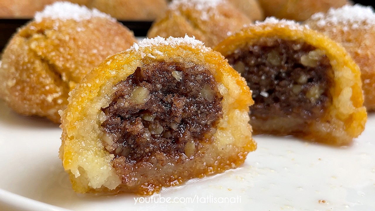 🏆 Десерт с грецкими орехами и корицей, пропитанный сиропом, который идеально впитывает сироп. 💯