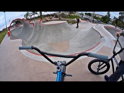 Riding BMX at Unreal California Skateparks - YouTube