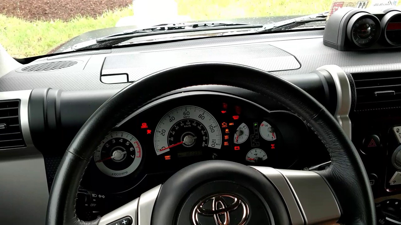 How To Reset A Maintenance Light On A 2007 Toyota Fj Cruiser Youtube