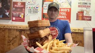 KIMMIE'S PUB N GRUB KICKIN' CHEESEBURGER CHALLENGE | PRESCOTT, MICHIGAN