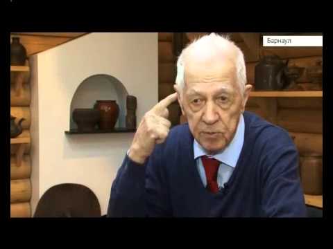 Известный алтайский историк Лев Викторович Малиновский отпраздновал 90-летний юбилей