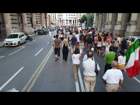 Genova, 31.07.2021. Manifestazione no greenpass (4).