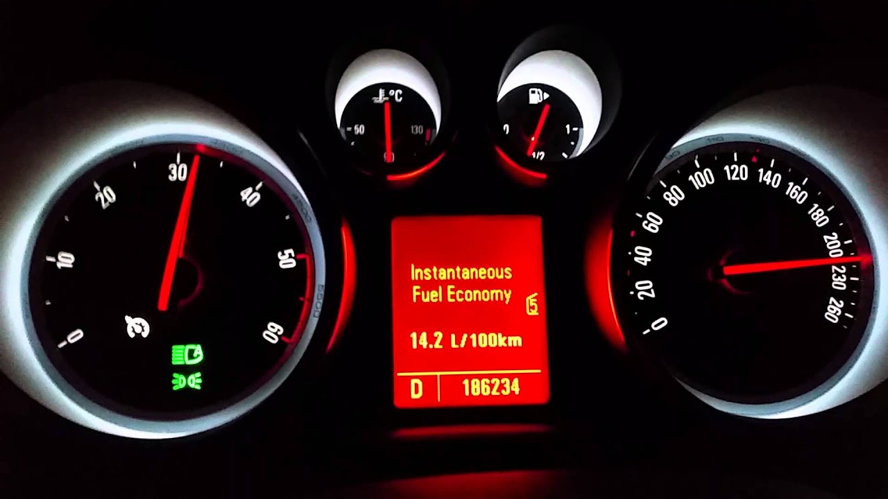 Opel Astra 2 0 Cdti 160ps Driving At Night Full Hd Youtube