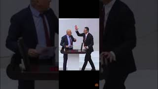 Bedirhan Gökçe Den Duruma Göre Şiir Nolur Müsamaha Gösterin Hakim Bey Şık