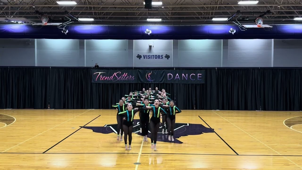 Donna Dette Team Kick