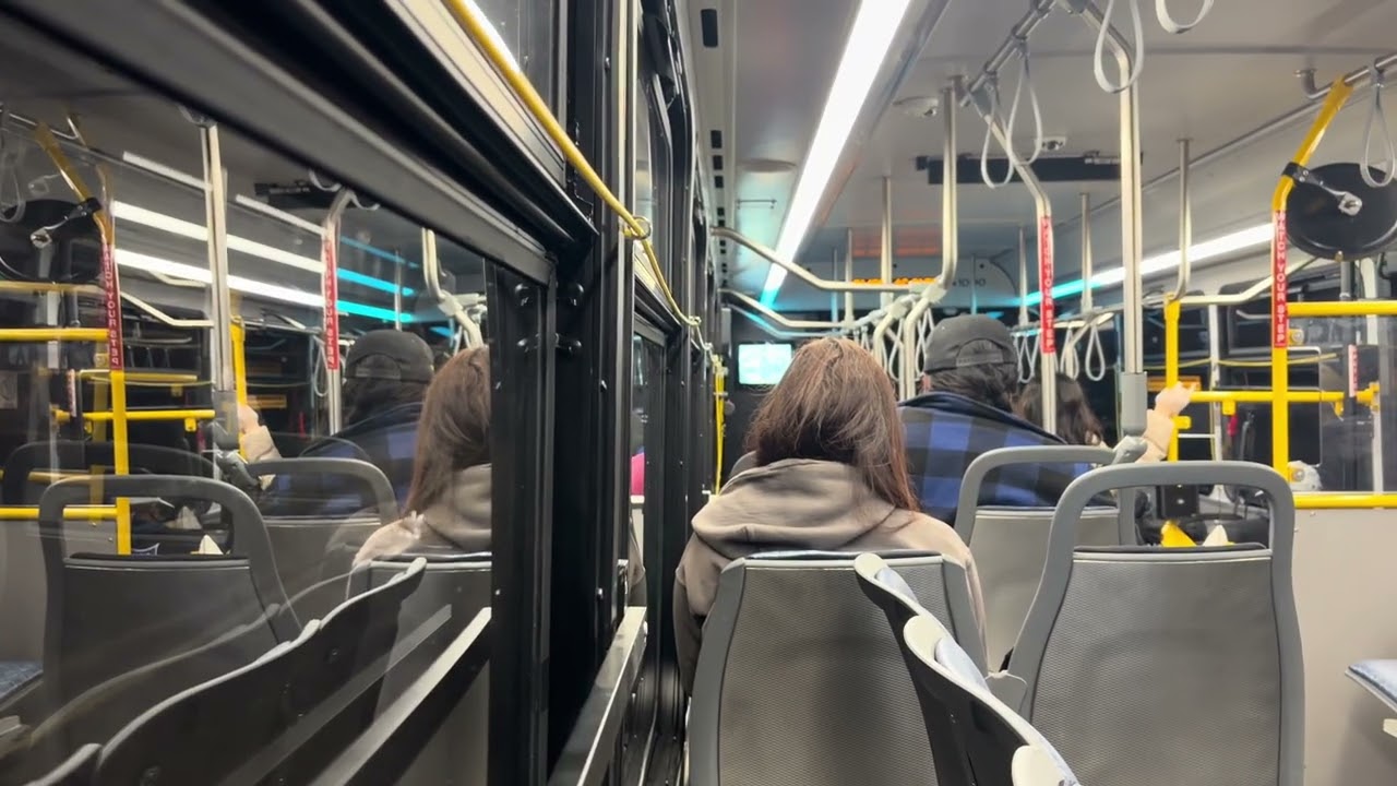 King County Metro 2025 Gillig Low Floor EV Plus #1000 Day 1 On Rt 128