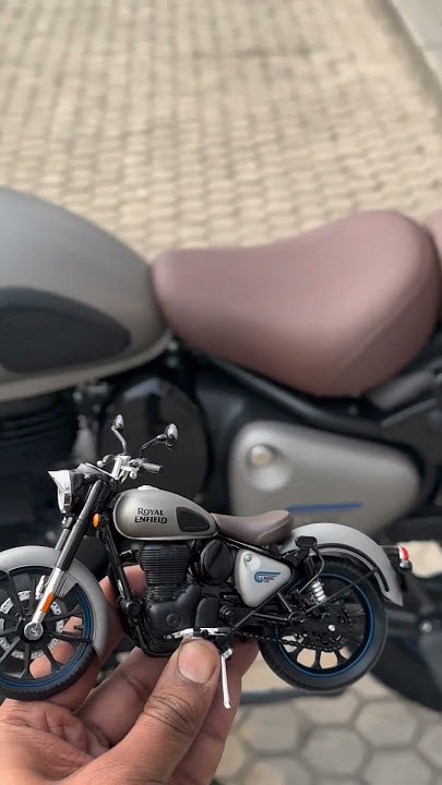 Classic 350 Scale Model vs Classic 350 Real Bike Model | Classic 350 Gunmetal grey 2024 scale model