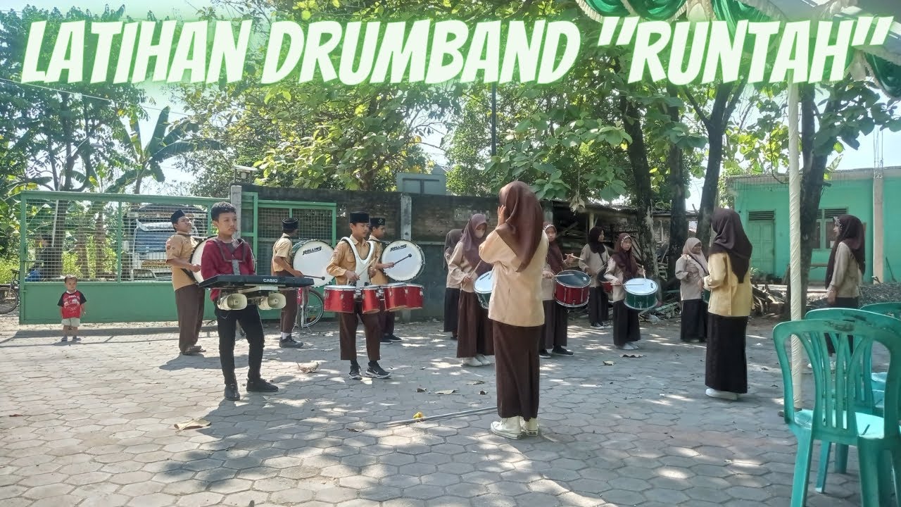 Teks Runtah Latihan Drumband Lagu