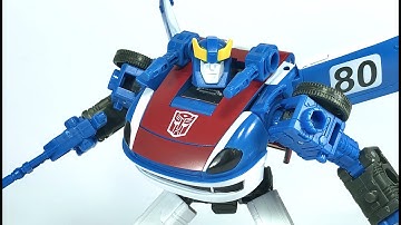 Transformers WFC Trilogy EARTHRISE Smokescreen Chefatron Review