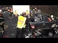 Schwerer Verkehrsunfall an Stauende auf Autobahn A1  - Fahrer lebensgefährlich verletzt | 18.12.2018