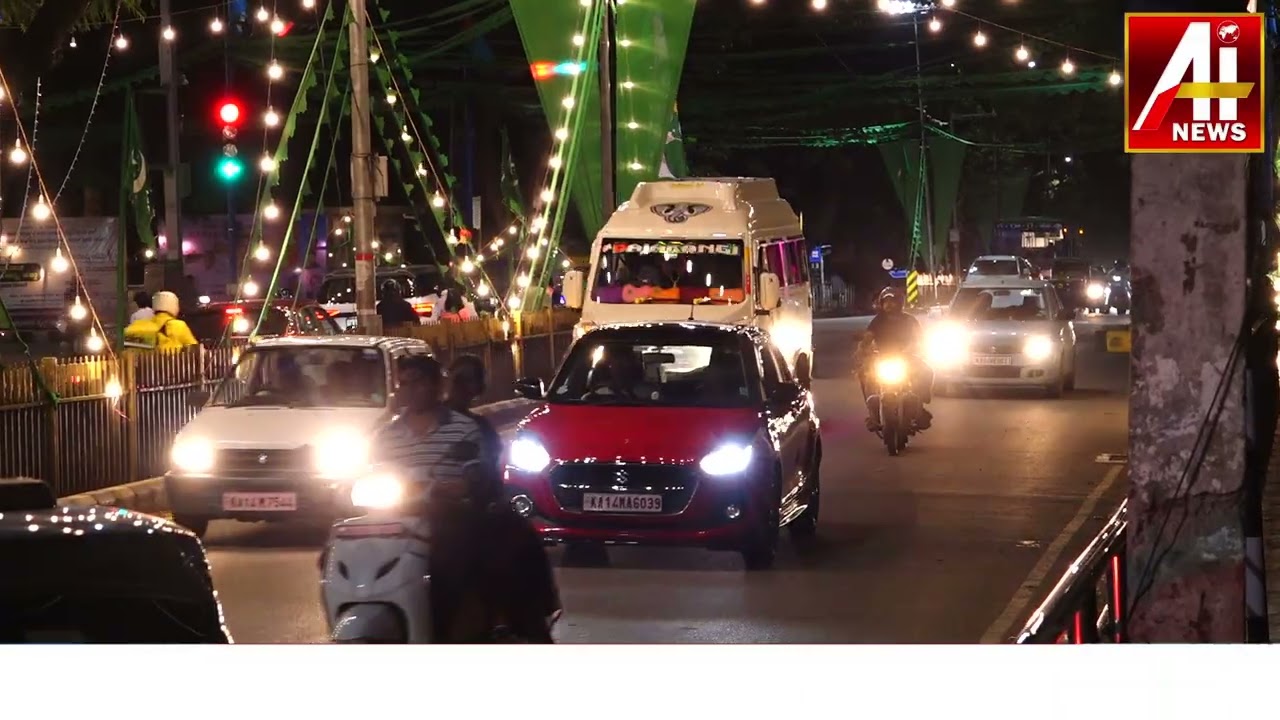 ಶಿವಮೊಗ್ಗದ ಮುಸ್ಲಿಂ ಸಮುದಾಯವು ಜಗಮಗಿಸುವ ದೀಪಾಲಂಕಾರದಿಂದ ಹಬ್ಬದ ಉತ್ಸಾಹವನ್ನು ಹೆಚ್ಚಿಸಿದೆ.