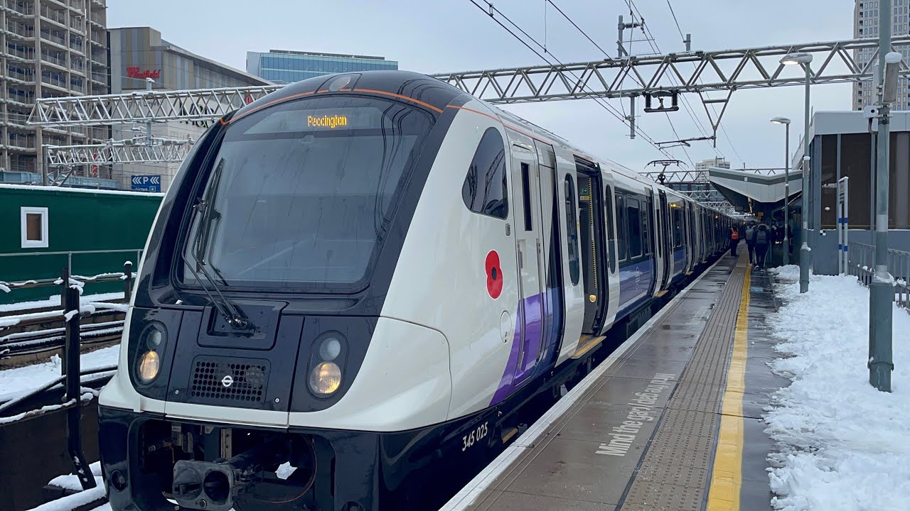 Elizabeth Line Journey #3: Happy Snowy Journey | 345025 (Romford - Stratford)